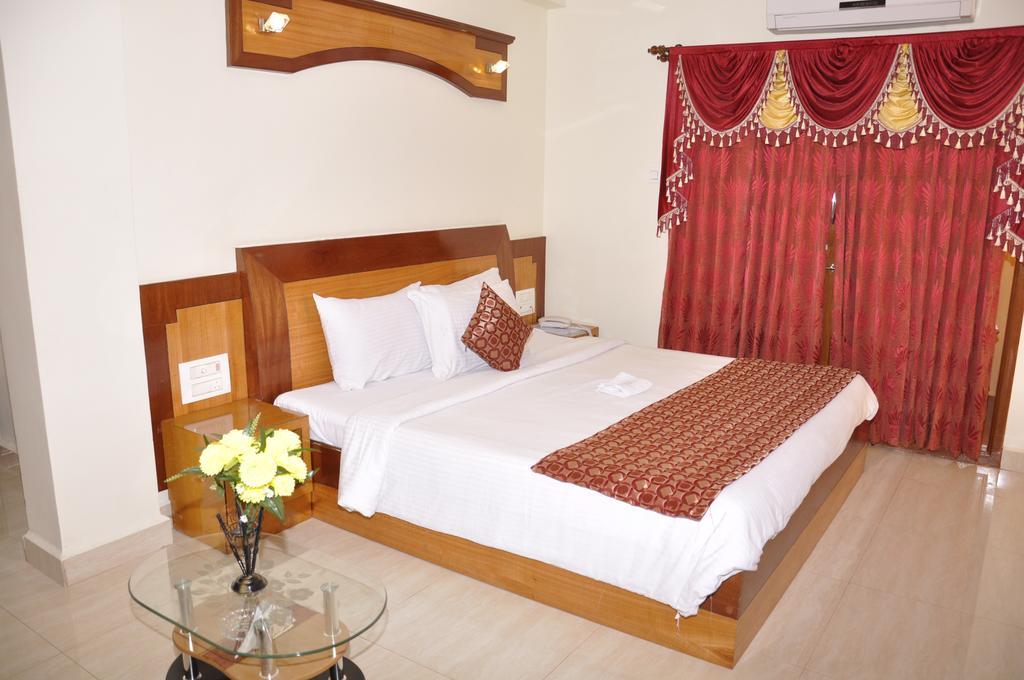 Sri Sarvesha Js Palace Temple View Tiruvannāmalai Zimmer foto