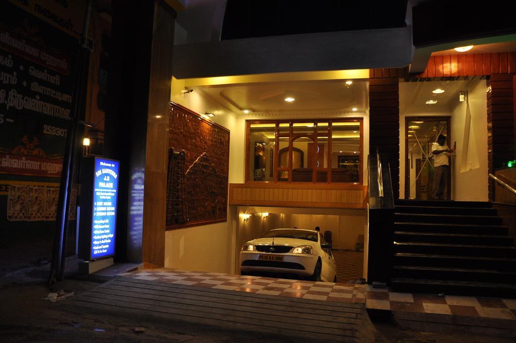Sri Sarvesha Js Palace Temple View Tiruvannāmalai Zimmer foto